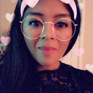 Meet your Posher, Luz